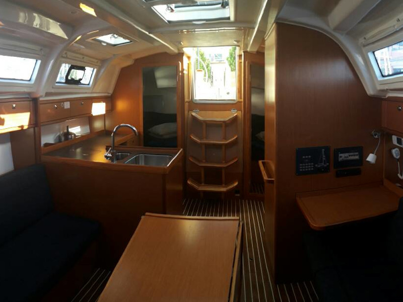 Bavaria Cruiser 37 (3 cab.) — photo 6