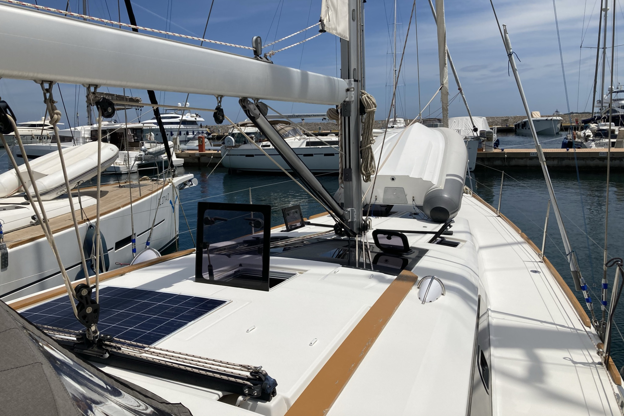 Dufour 460 Grand Large 5Cab — photo 5