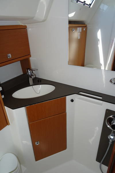 Bavaria Cruiser 46 (4 cab.) — photo 12