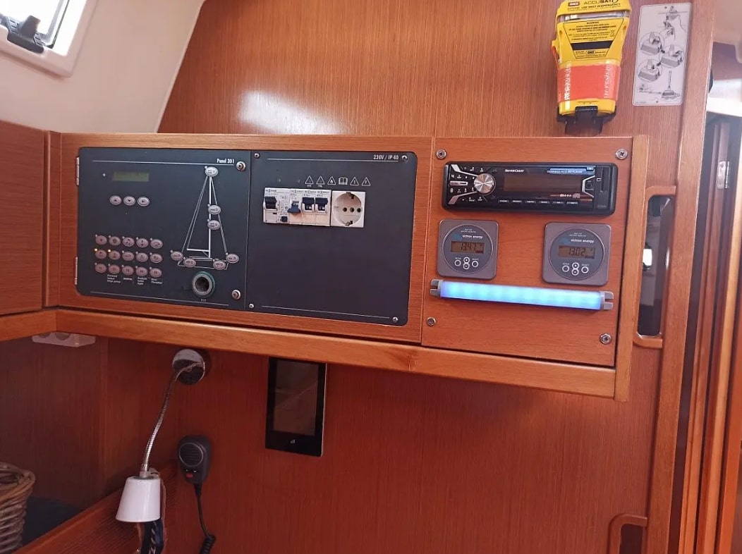 Bavaria Cruiser 45 (4 cab.) — photo 12