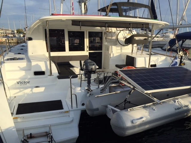 Lagoon 40 (4 cab.) — photo 1