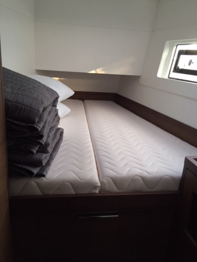 Lagoon 40 (4 cab.) — photo 14