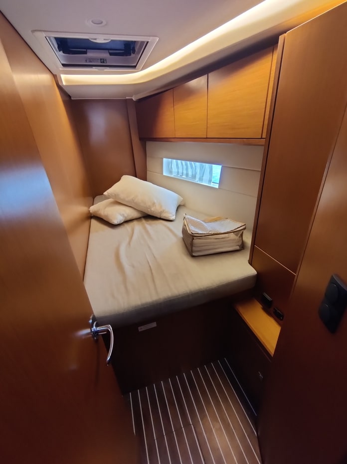 Bavaria C45 (5 cabins) — photo 8