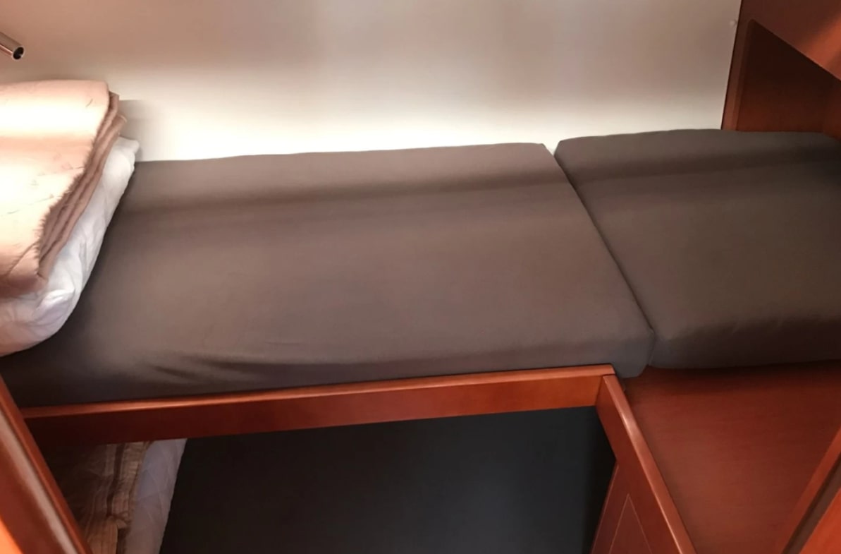 Oceanis 48 (5 cab.) — photo 8