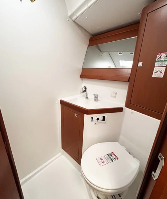 Oceanis 48 (5 cab.) — photo 5
