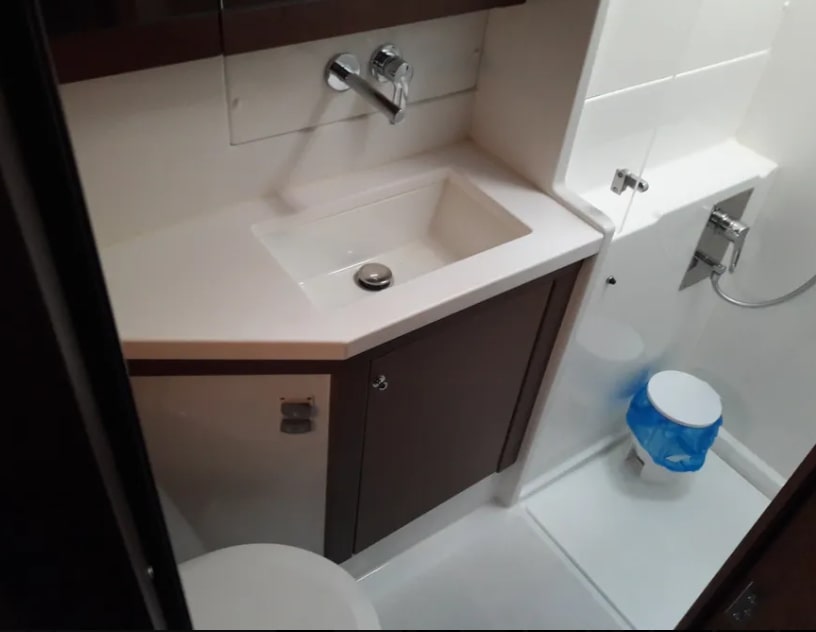 Lagoon 450 F (4 cab.) — photo 14