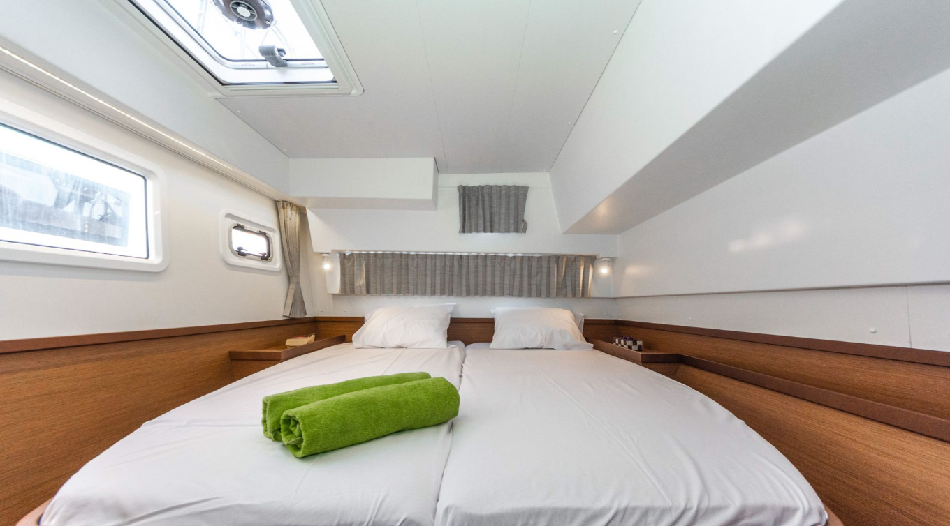 Lagoon 42 (6 cab.) — photo 11
