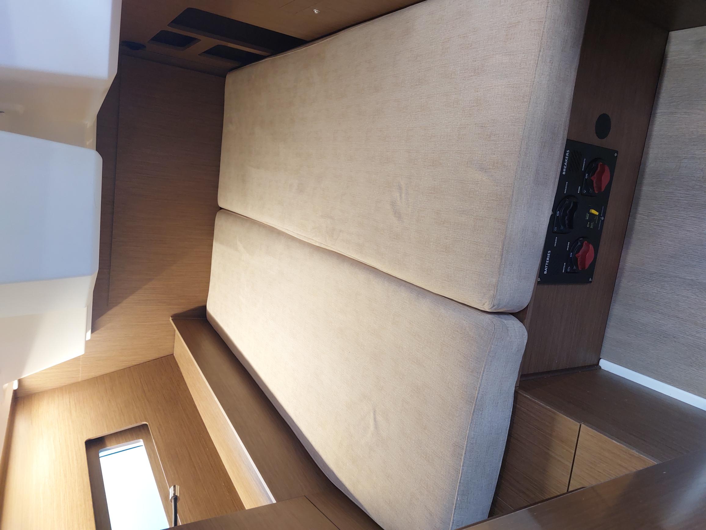 Oceanis 46.1 (5 cab) — photo 3