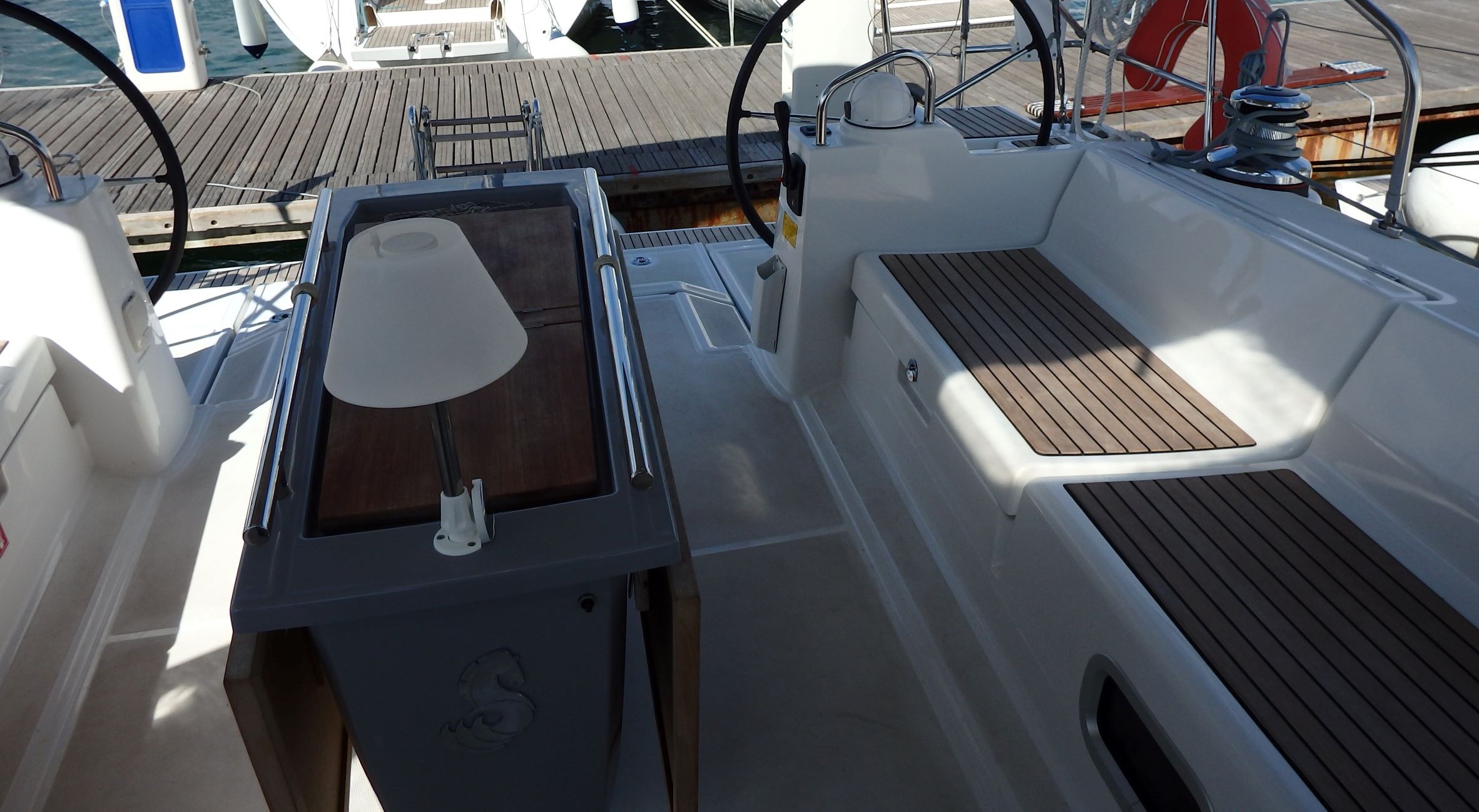 Oceanis 48 (5 cab.) — photo 4