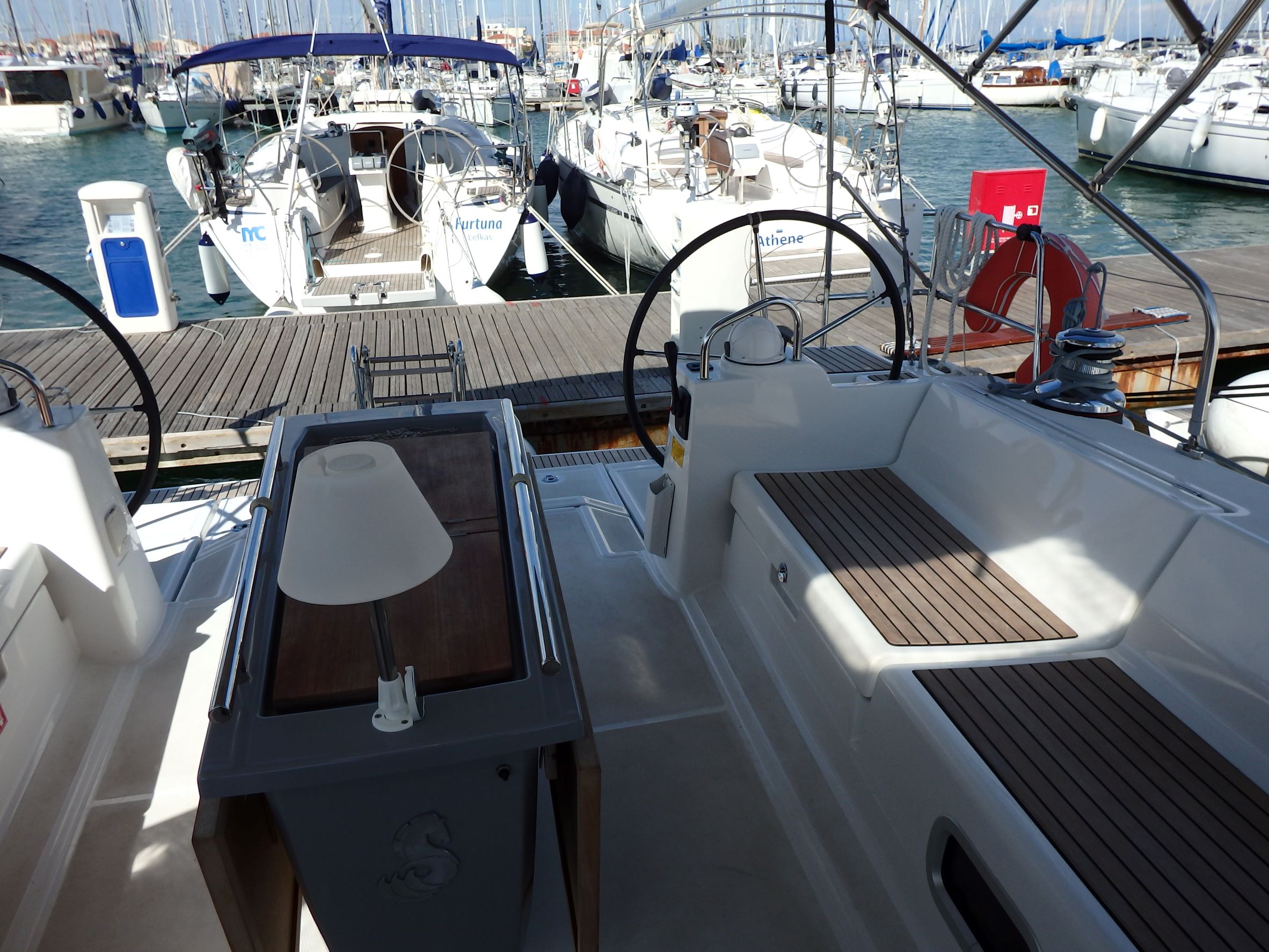 Oceanis 48 (5 cab.) — photo 13