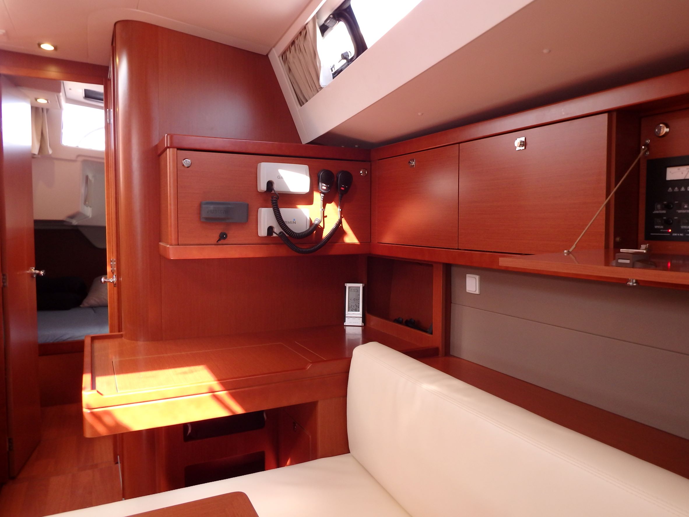 Oceanis 48 (5 cab.) — photo 14