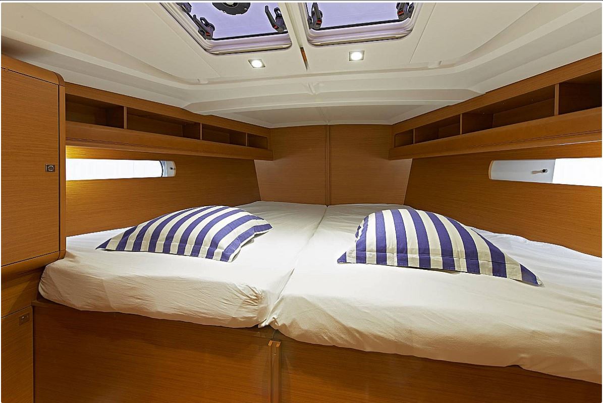 Sun Odyssey 479 (4 cab.) — photo 5