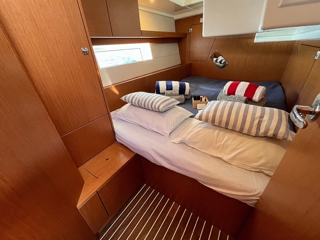 Bavaria C45 (5 cab.) — photo 4