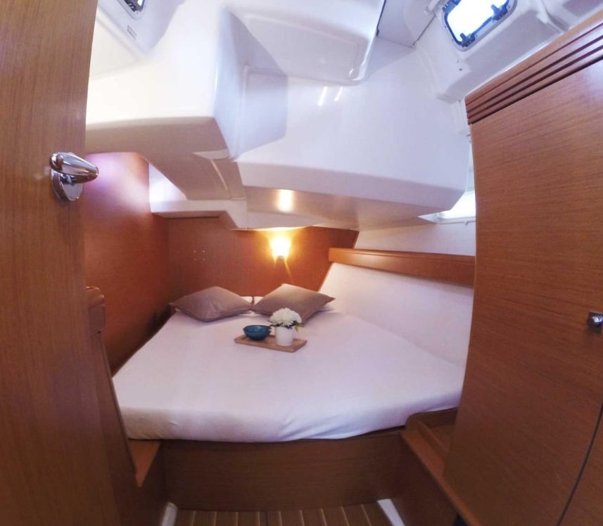 Sun Odyssey 42DS (3 cab.) — photo 7
