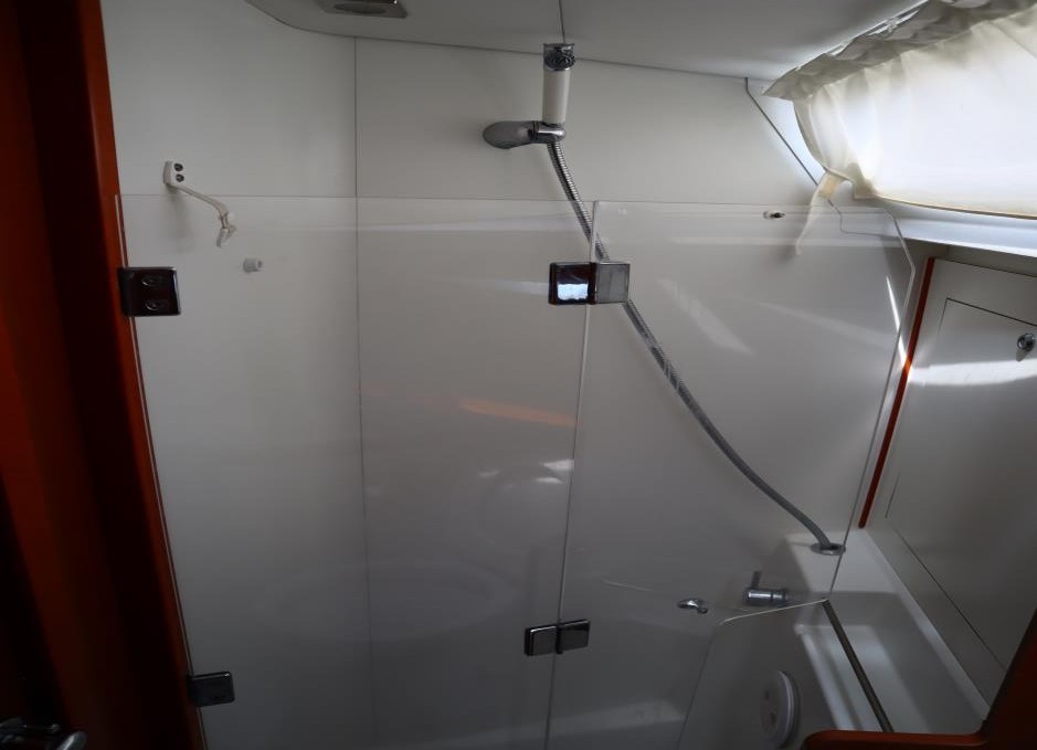 Oceanis 41 (3 cab.) — photo 5