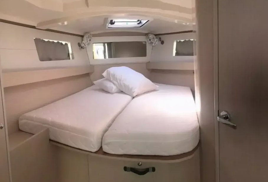 Oceanis 41.1 (3 cab.) — photo 6