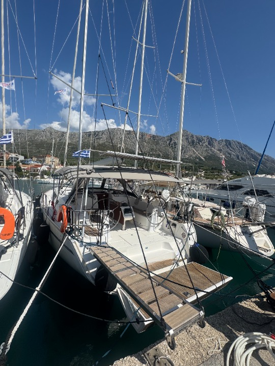 Bavaria Cruiser 46 (4 cab) — photo 2