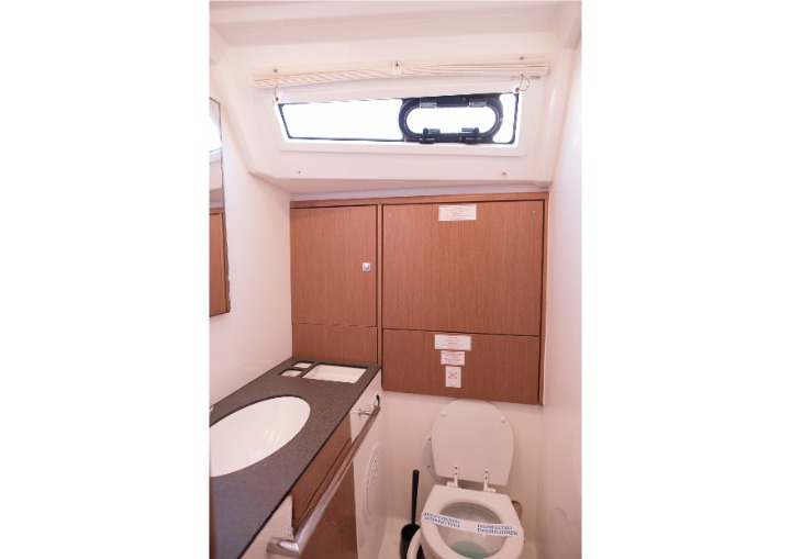 Bavaria Cruiser 46 (4 cab) — photo 11