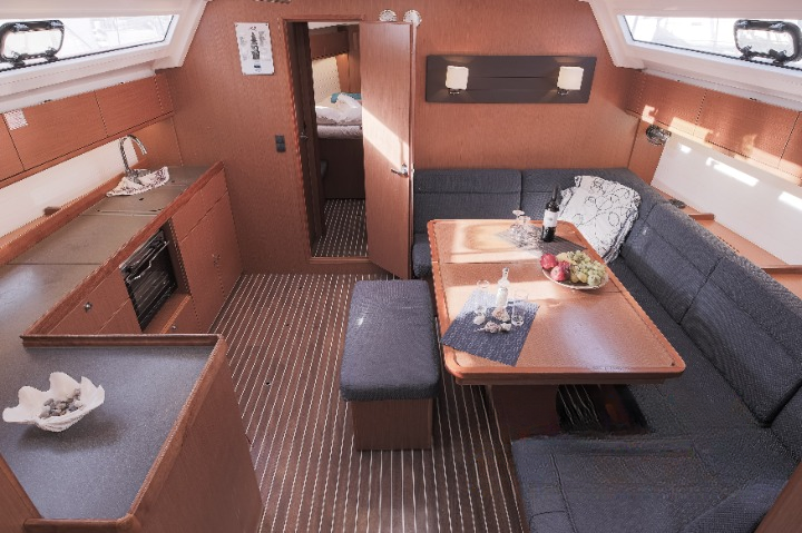 Bavaria Cruiser 46 (4 cab) — photo 7