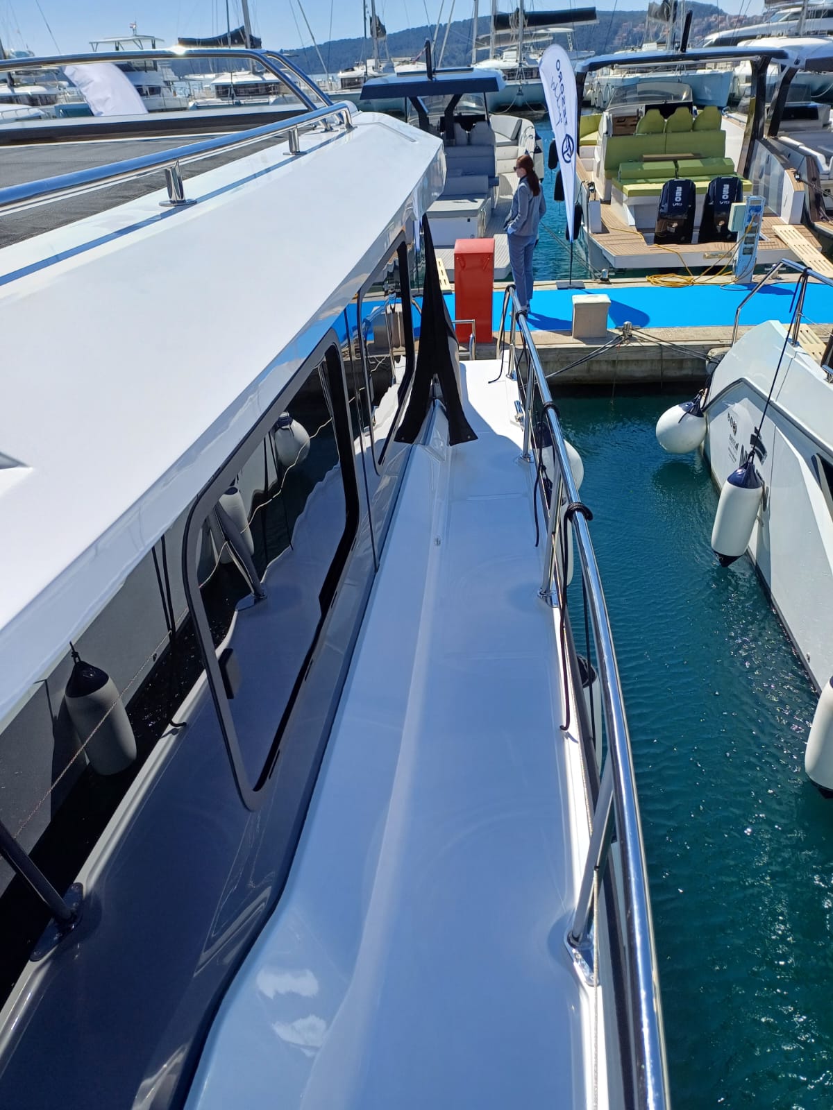 Nikhen Aquasun 34 Sedan LP — photo 13