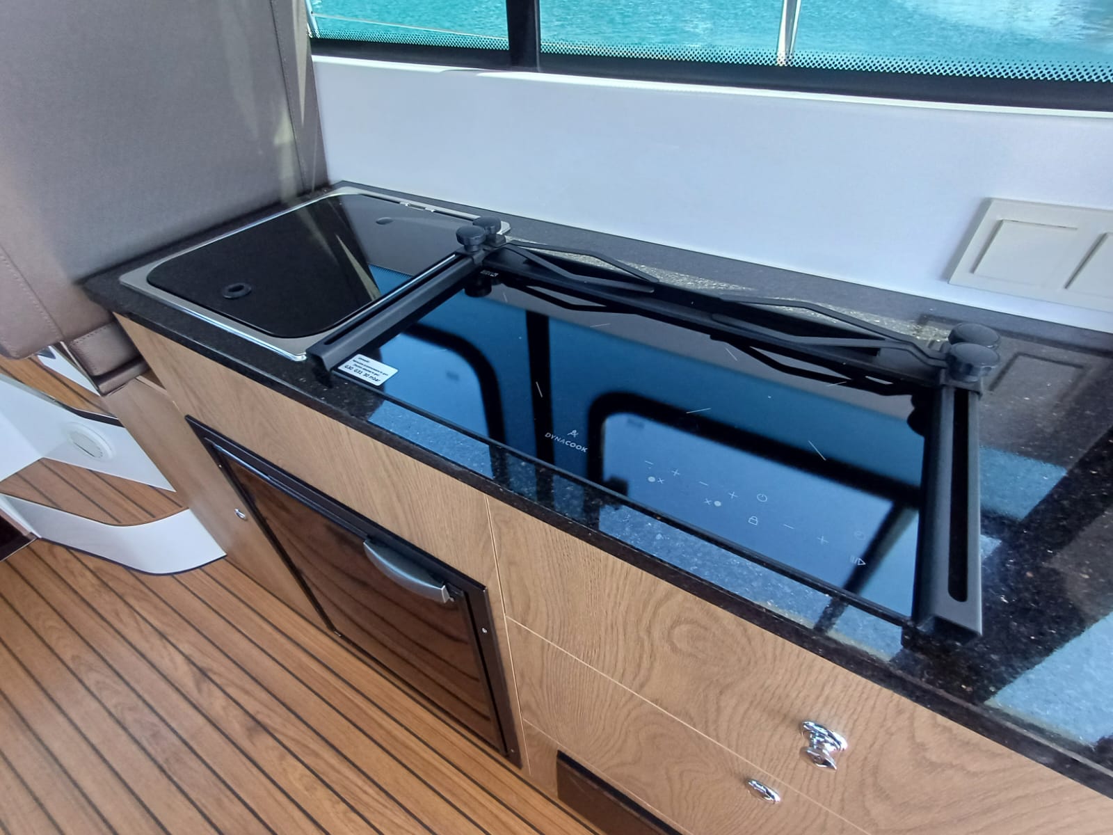 Nikhen Aquasun 34 Sedan LP — photo 12