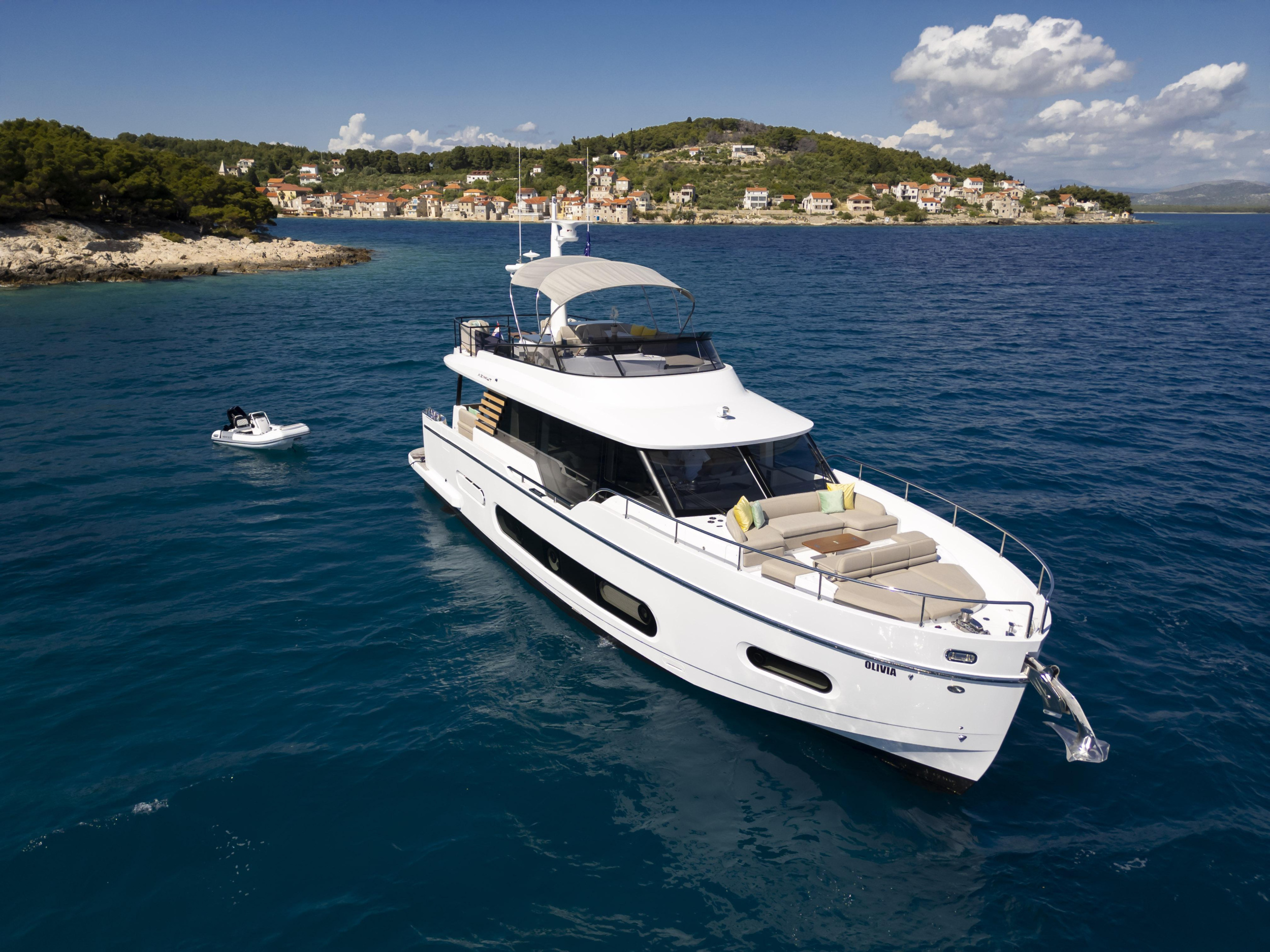 Azimut Magellano 60 — photo 1