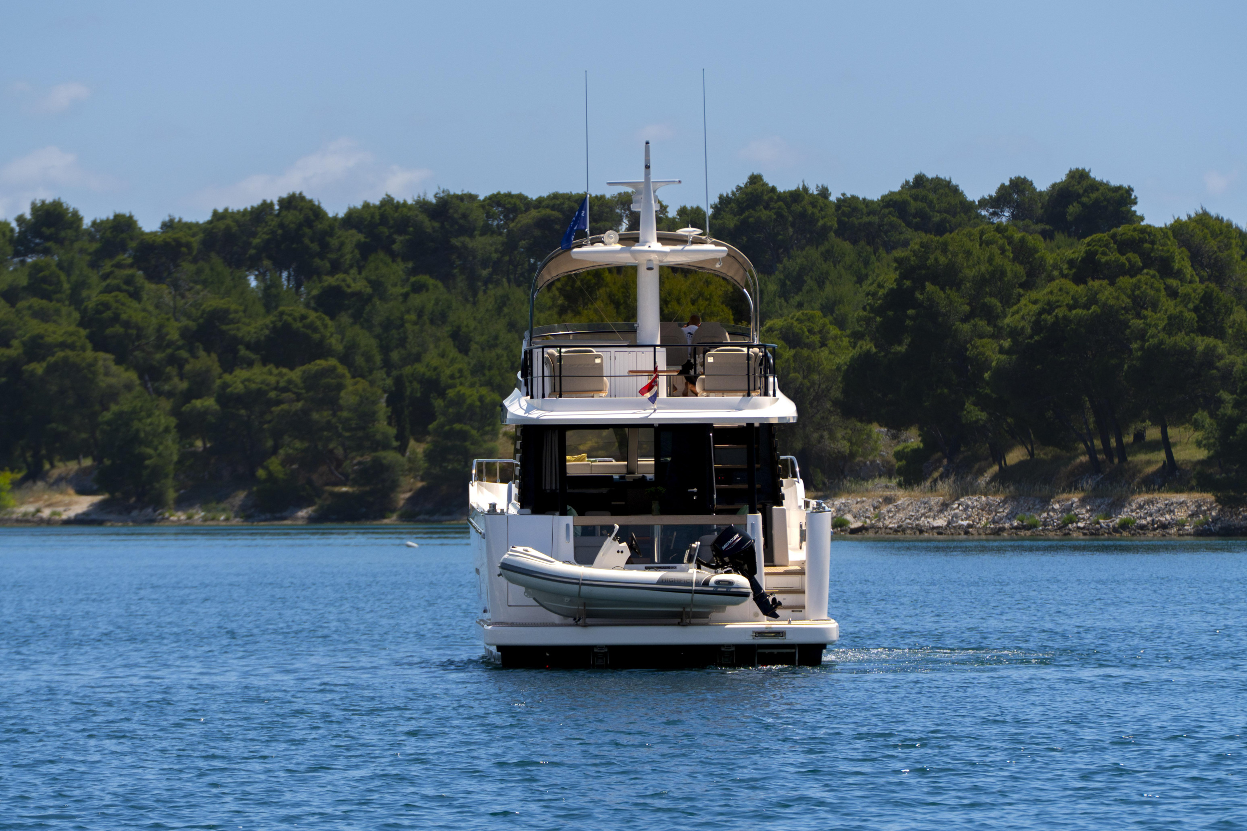 Azimut Magellano 60 — photo 65