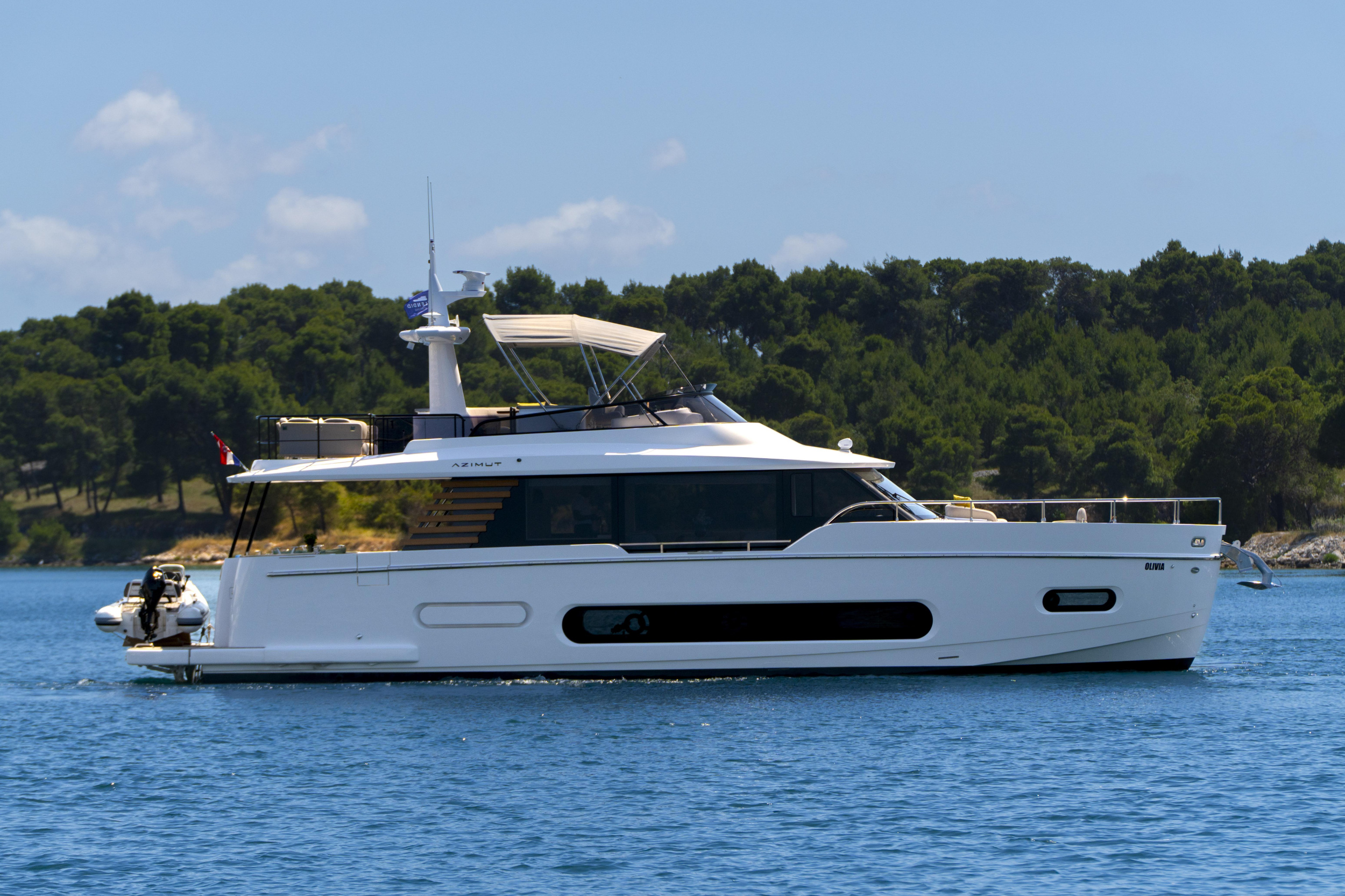 Azimut Magellano 60 — photo 24