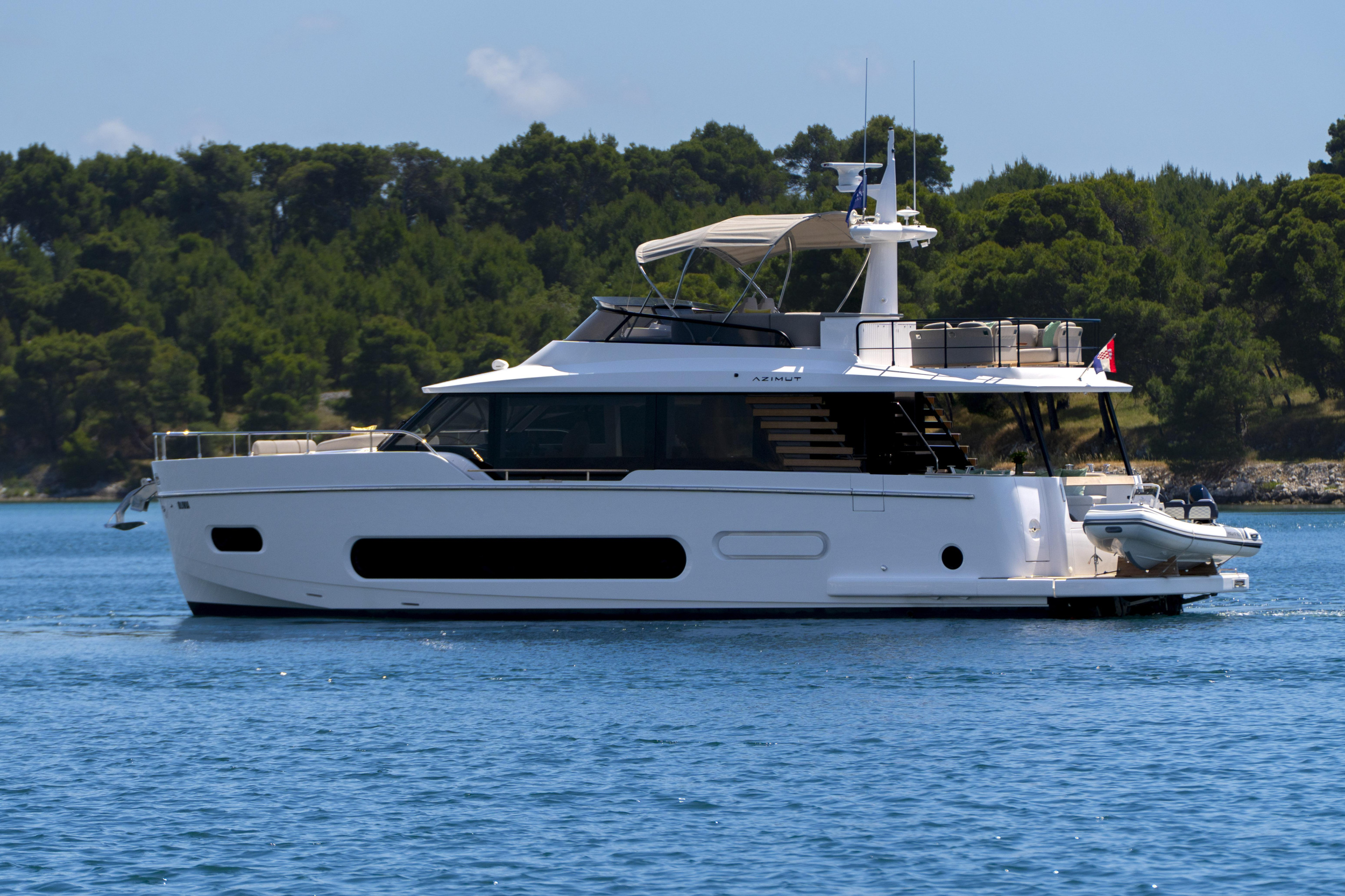 Azimut Magellano 60 — photo 35