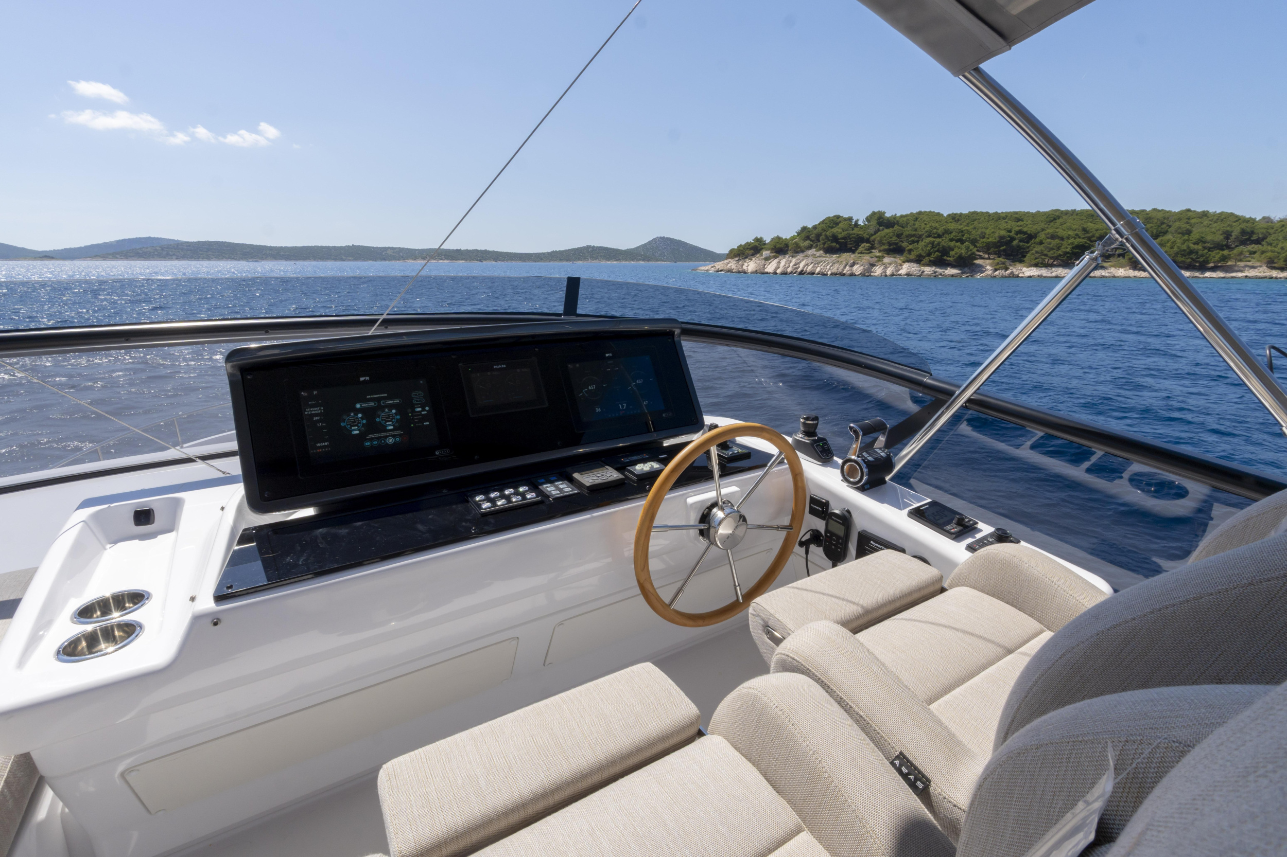 Azimut Magellano 60 — photo 4