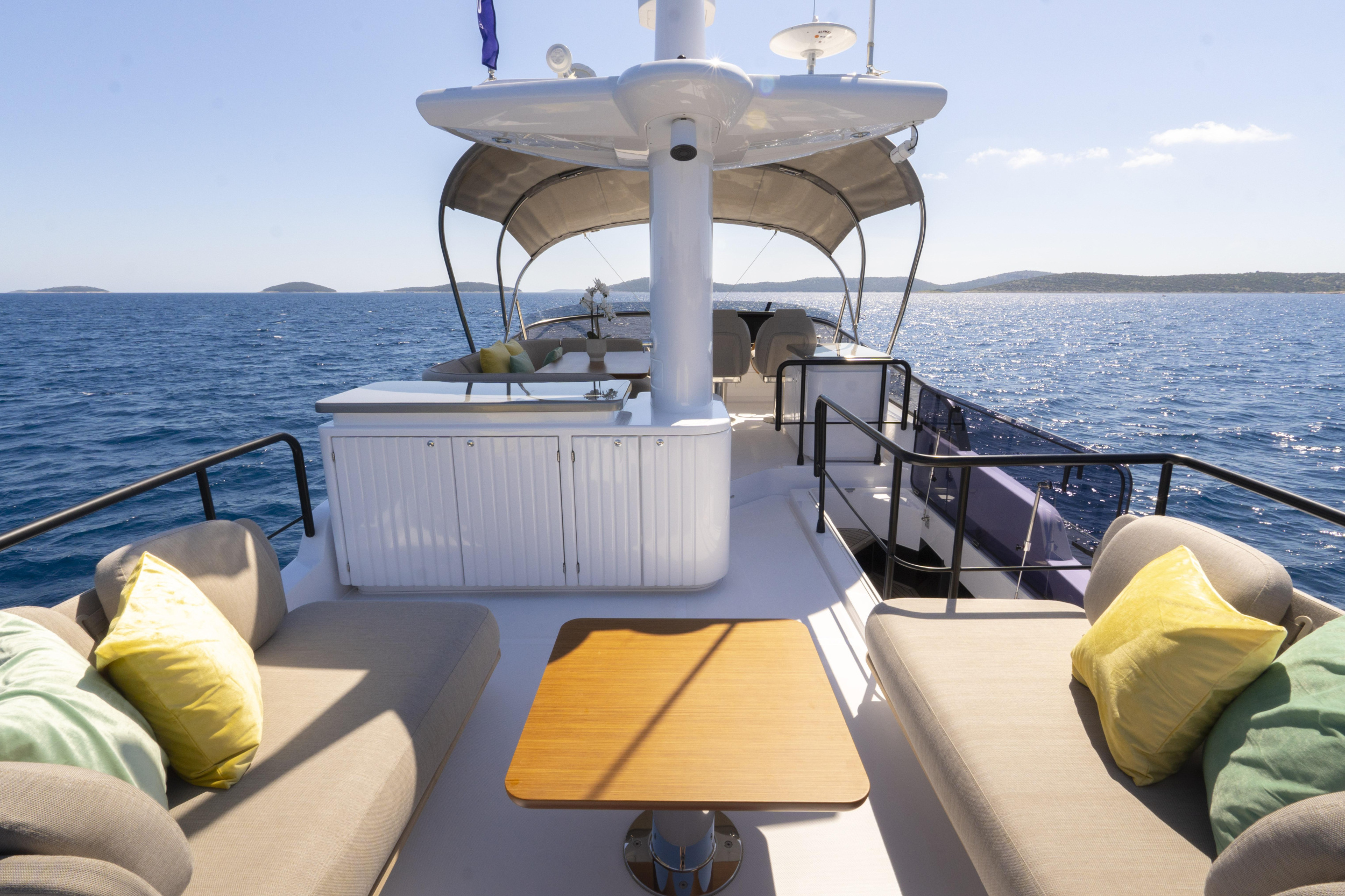 Azimut Magellano 60 — photo 23