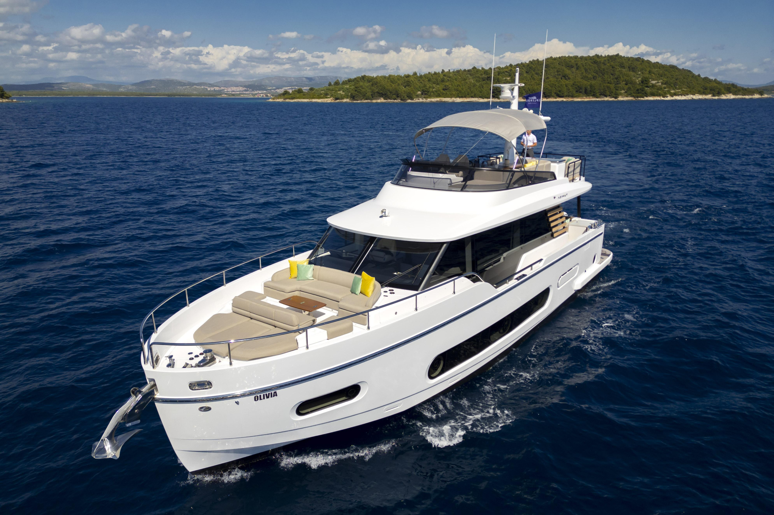 Azimut Magellano 60 — photo 11