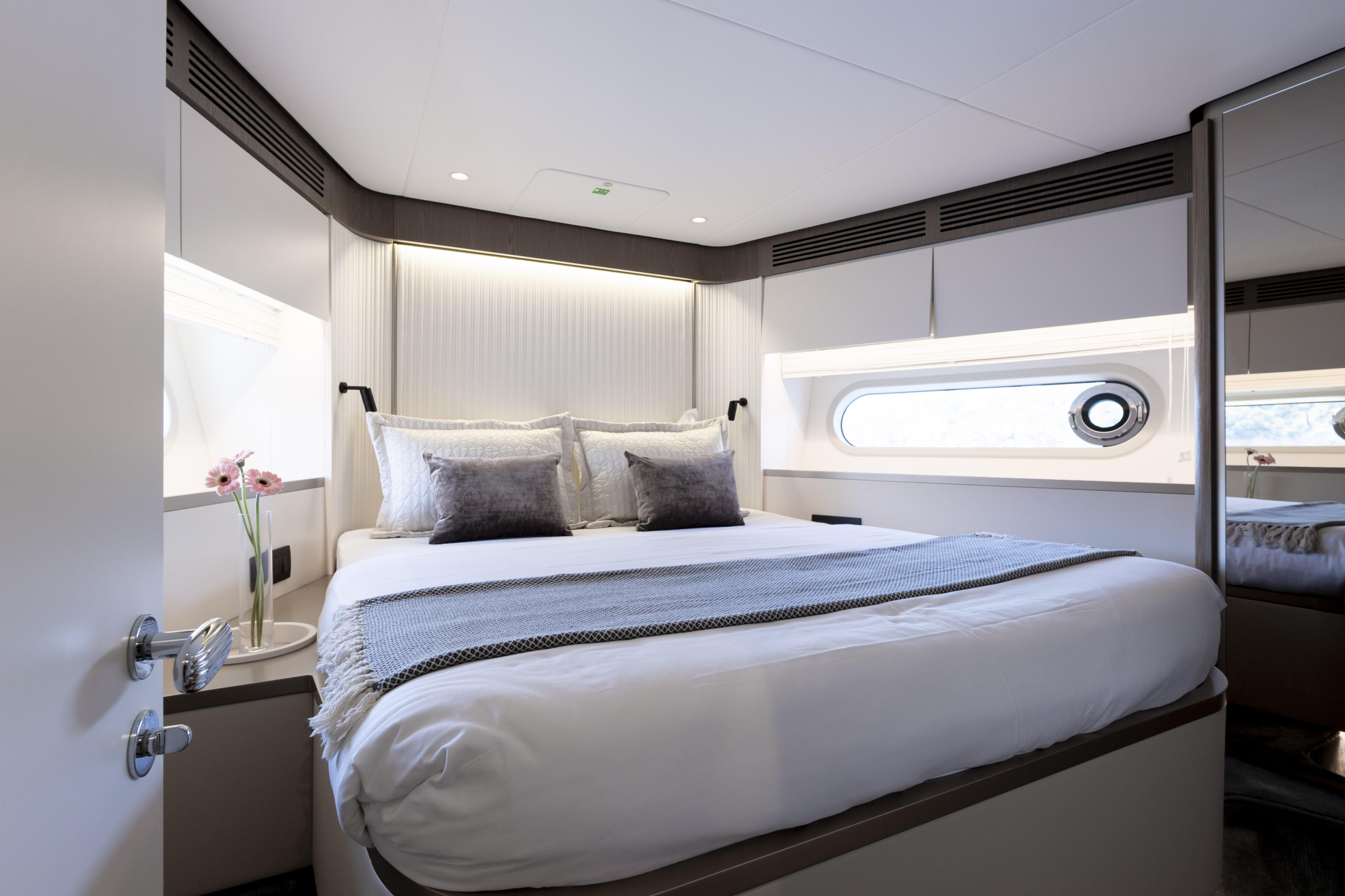 Azimut Magellano 60 — photo 91