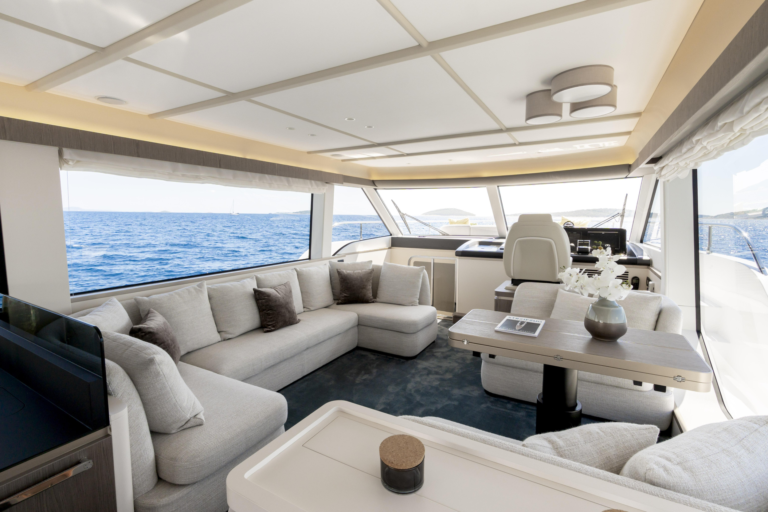 Azimut Magellano 60 — photo 36
