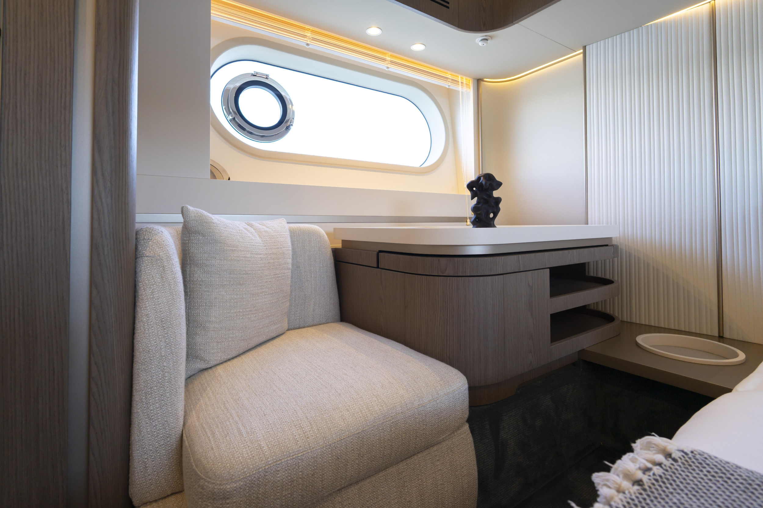 Azimut Magellano 60 — photo 26