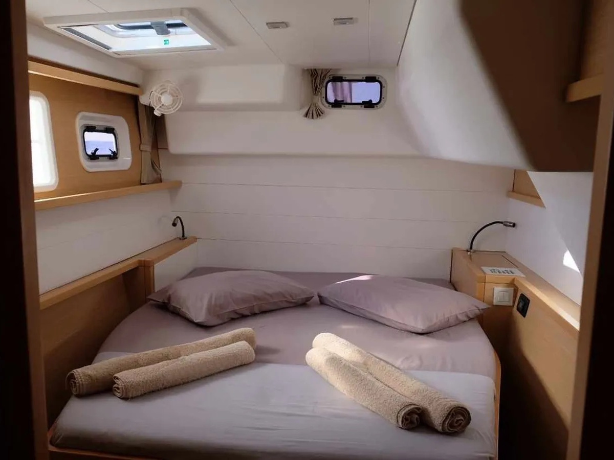 Lagoon 450 Fly — photo 19