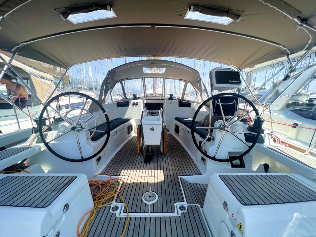 Sun Odyssey 439 — photo 4