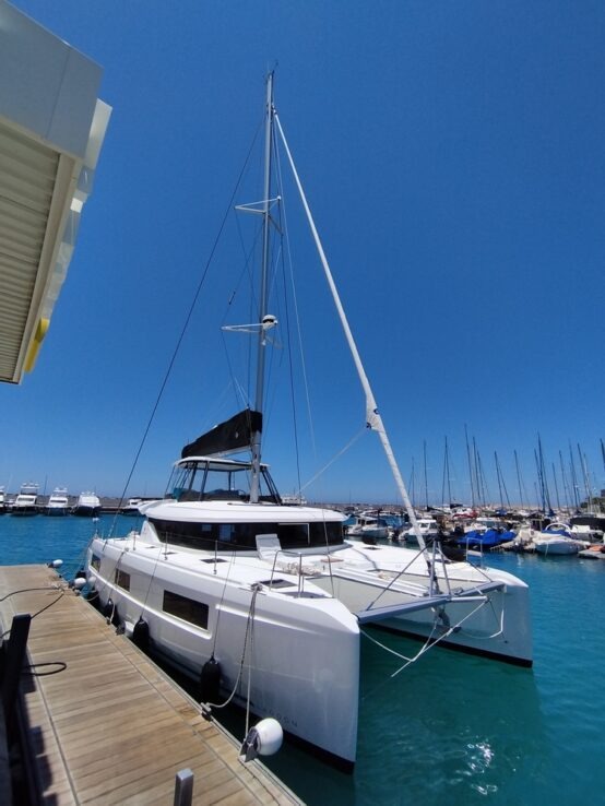 Lagoon 46 — photo 5
