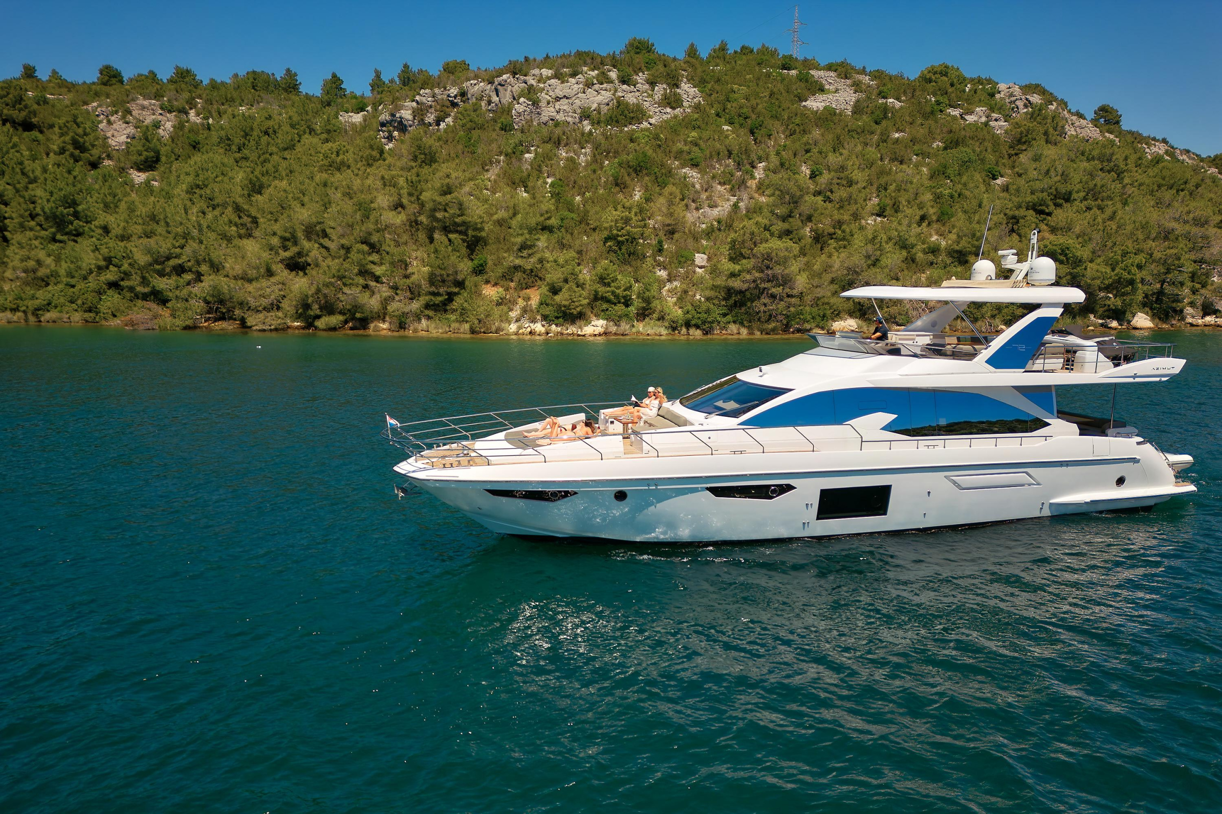 Azimut 72 — photo 17