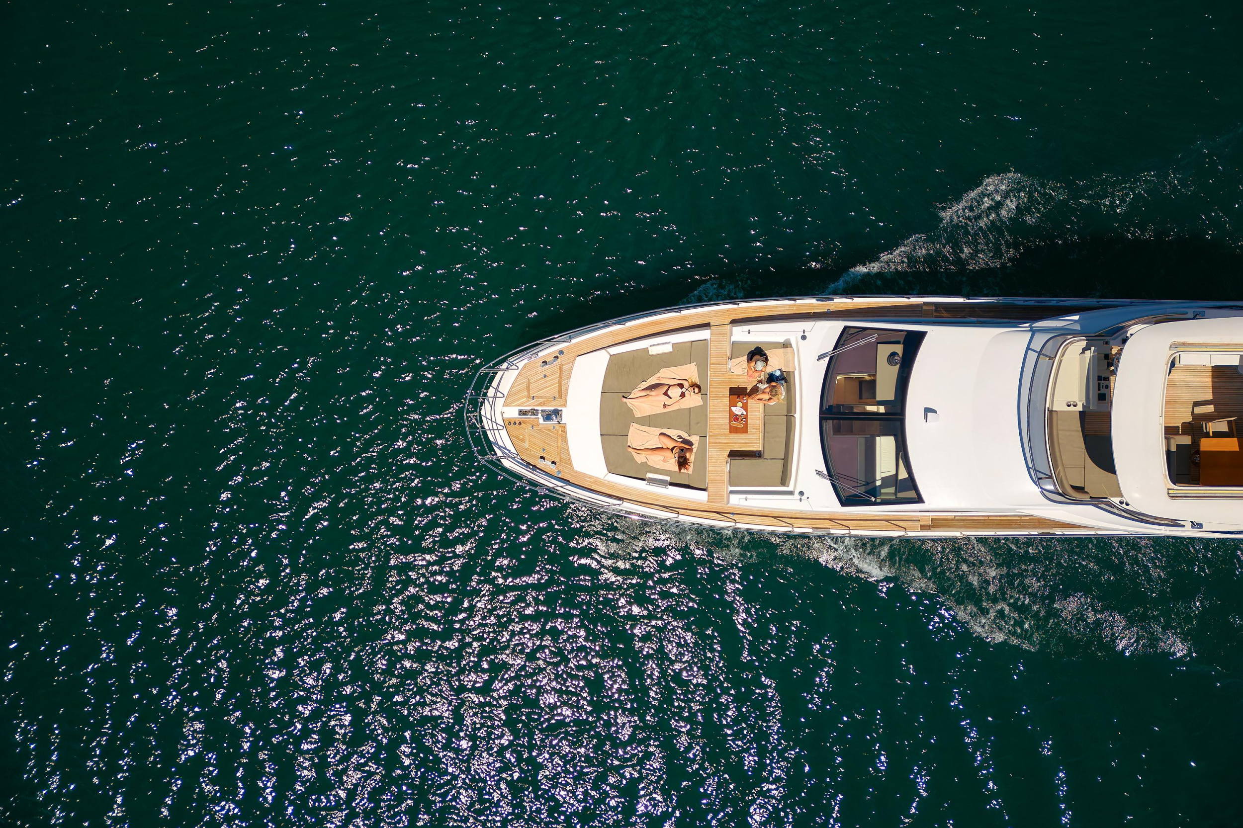 Azimut 72 — photo 53
