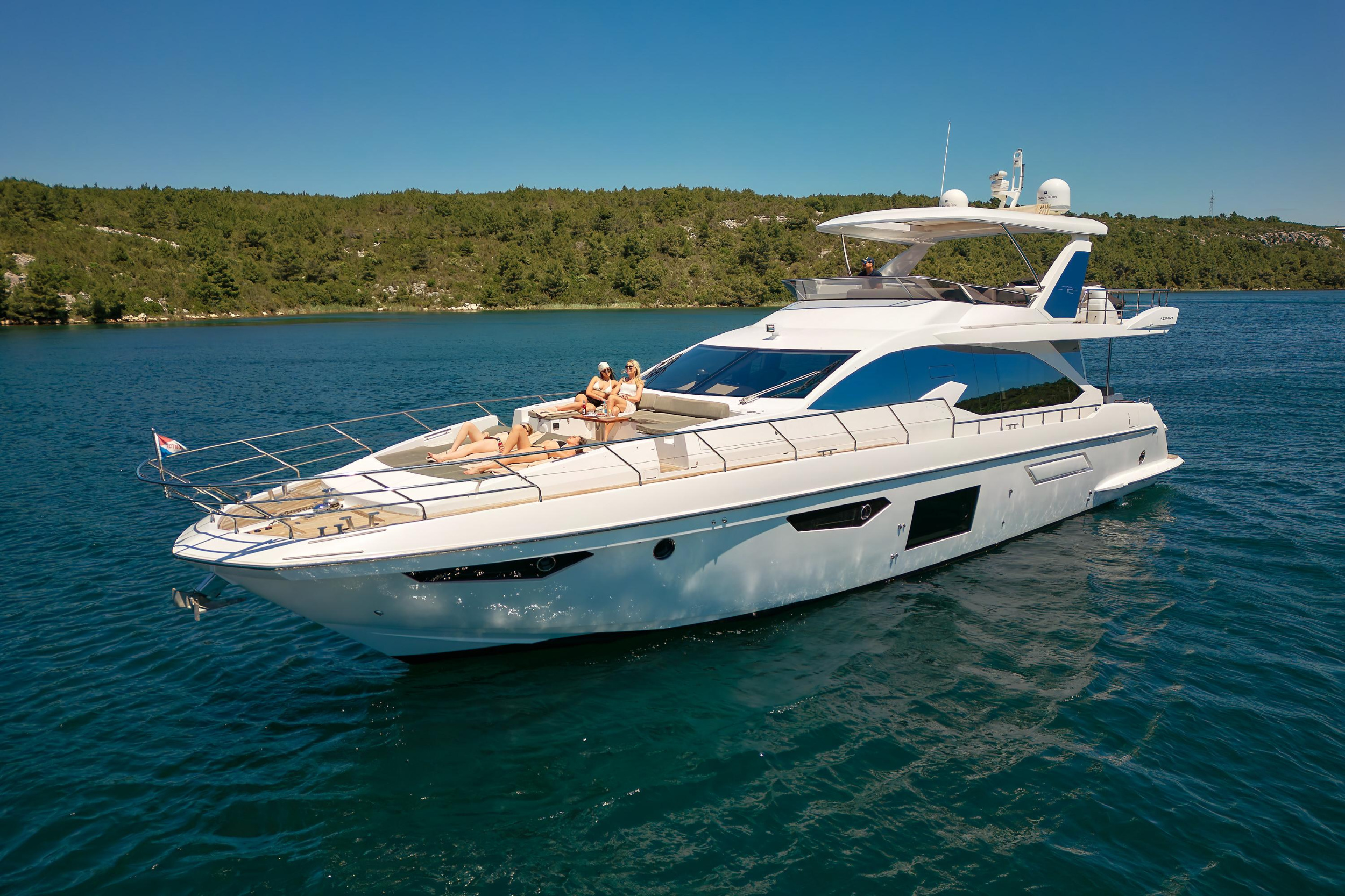 Azimut 72 — photo 126