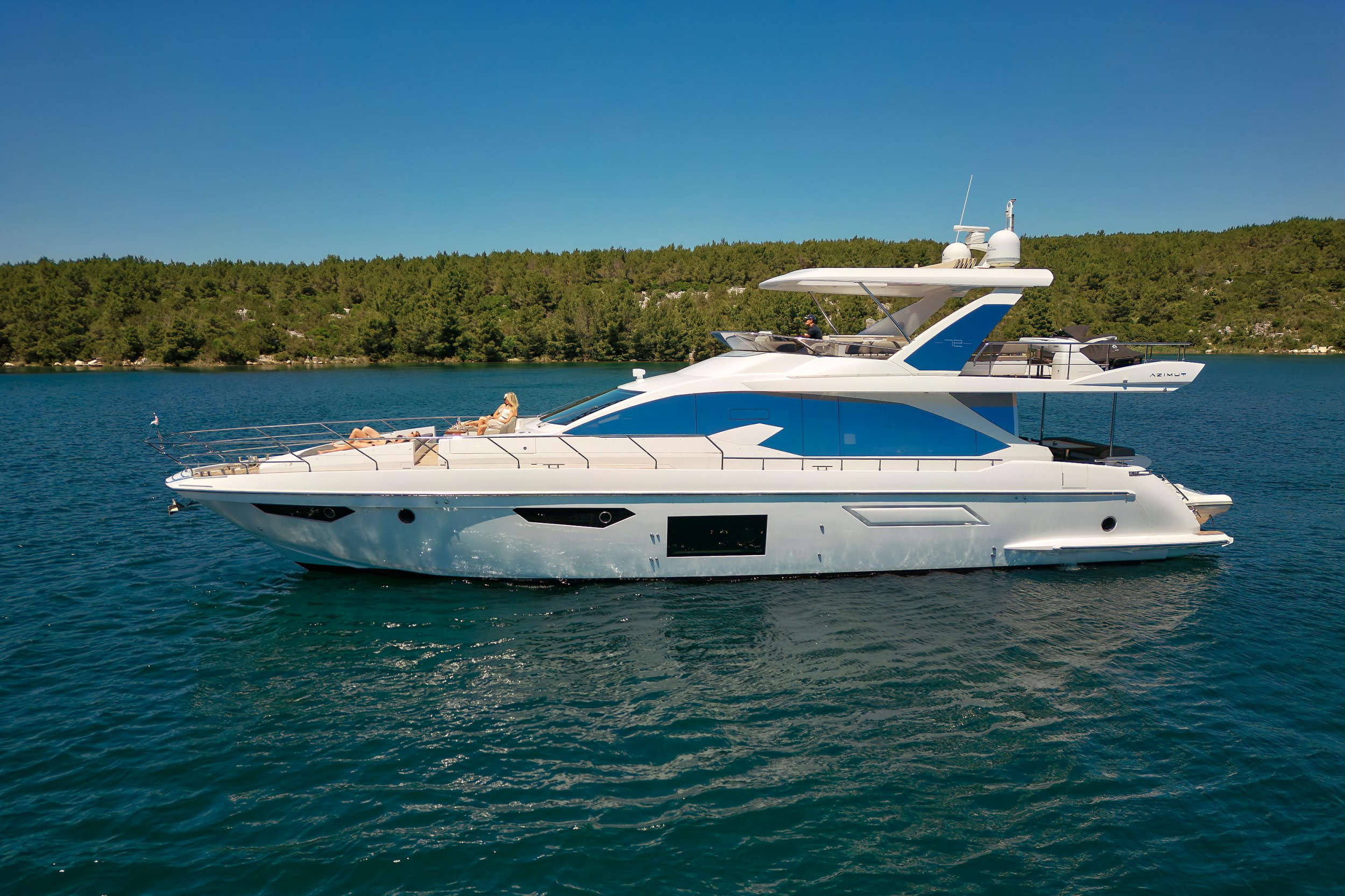 Azimut 72 — photo 71