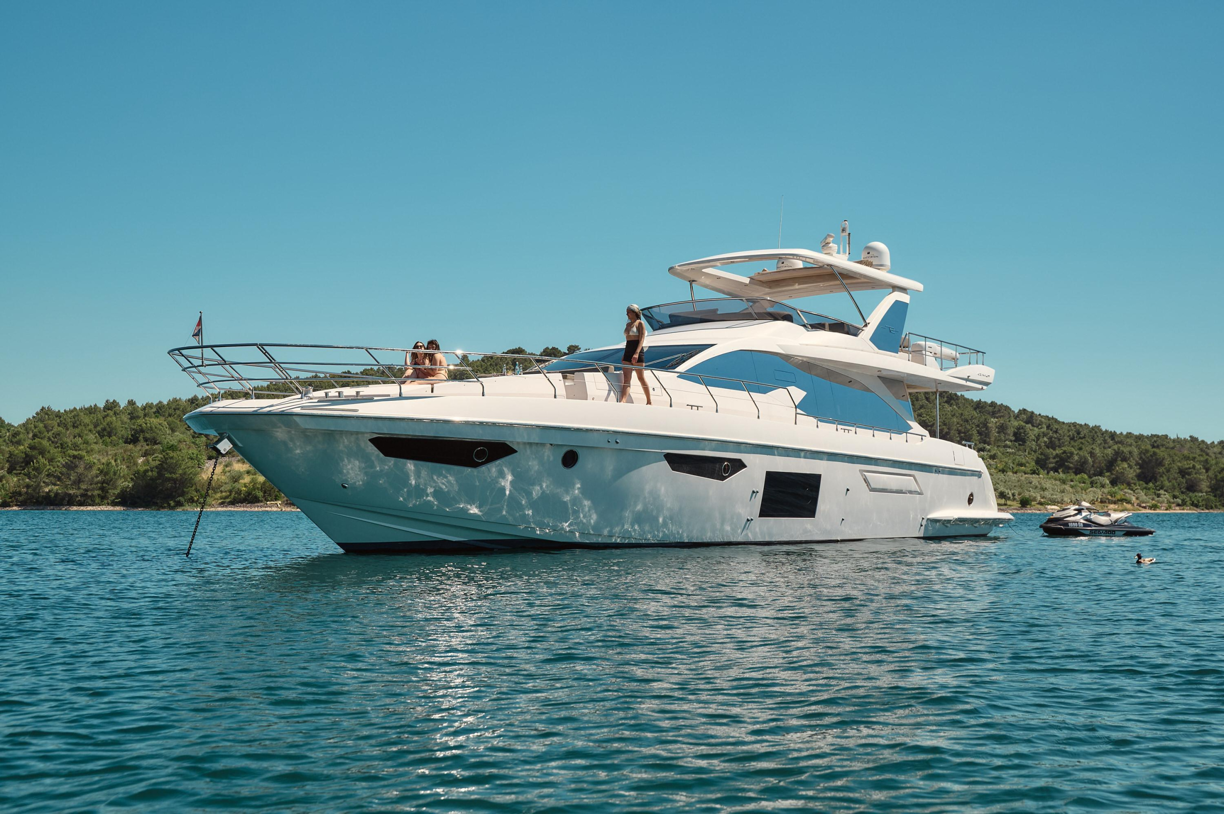 Azimut 72 — photo 78