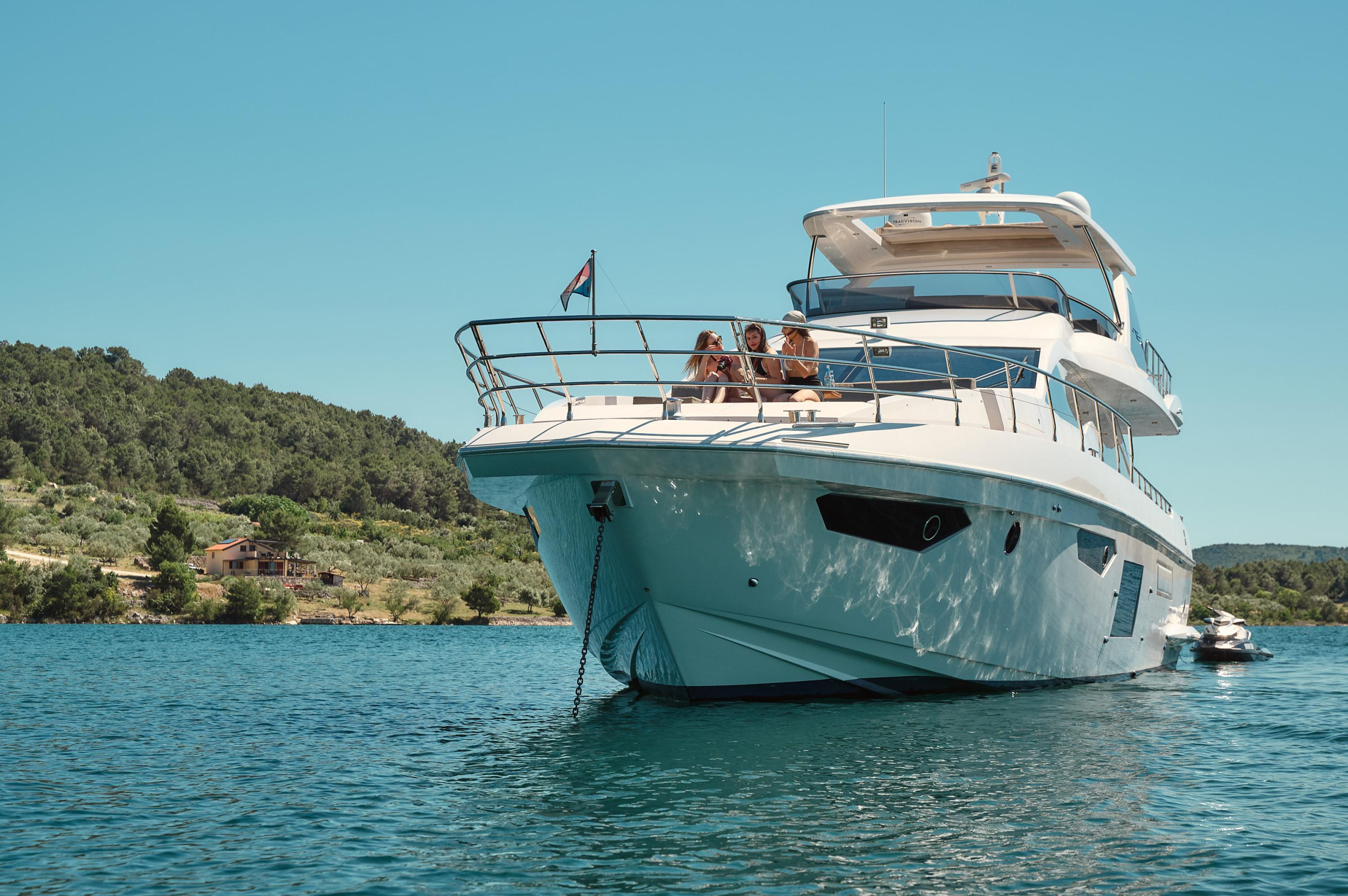 Azimut 72 — photo 105