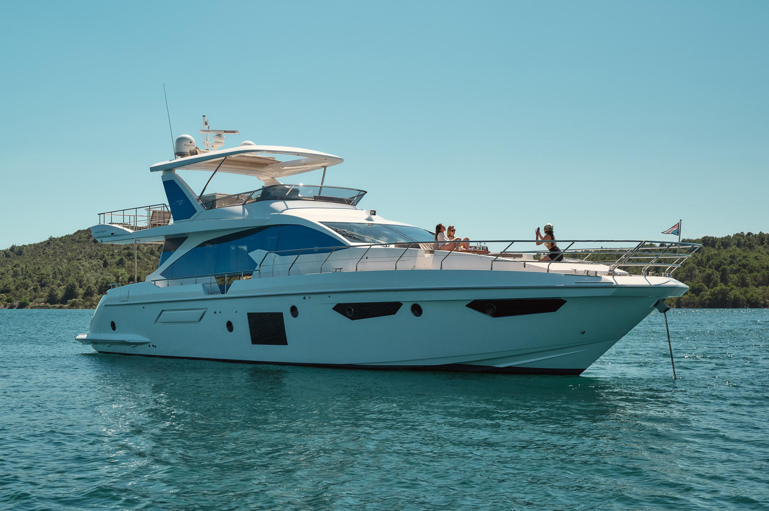 Azimut 72 — photo 22
