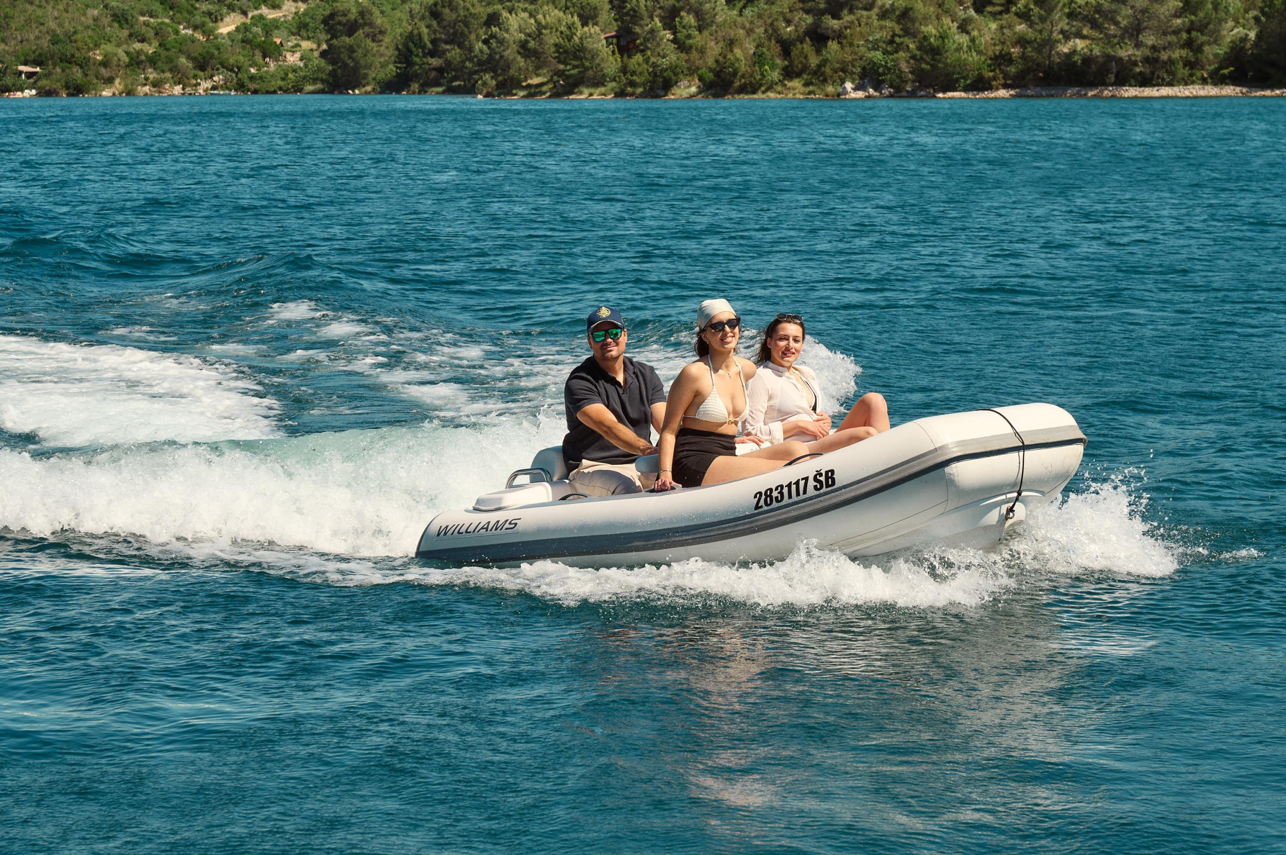 Azimut 72 — photo 151