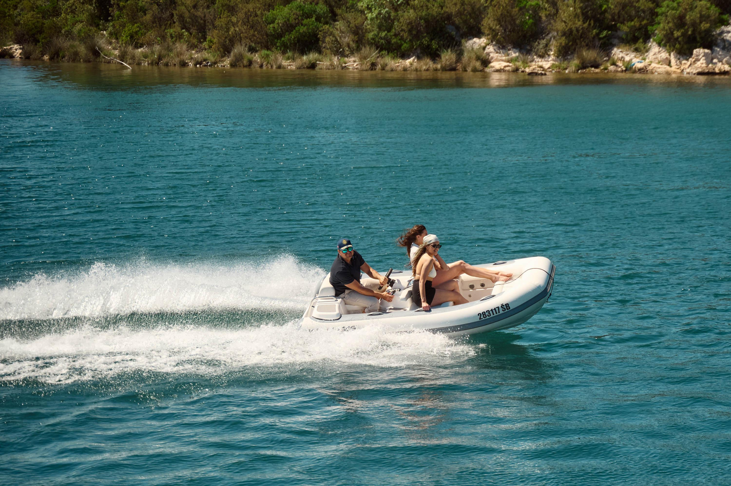 Azimut 72 — photo 109