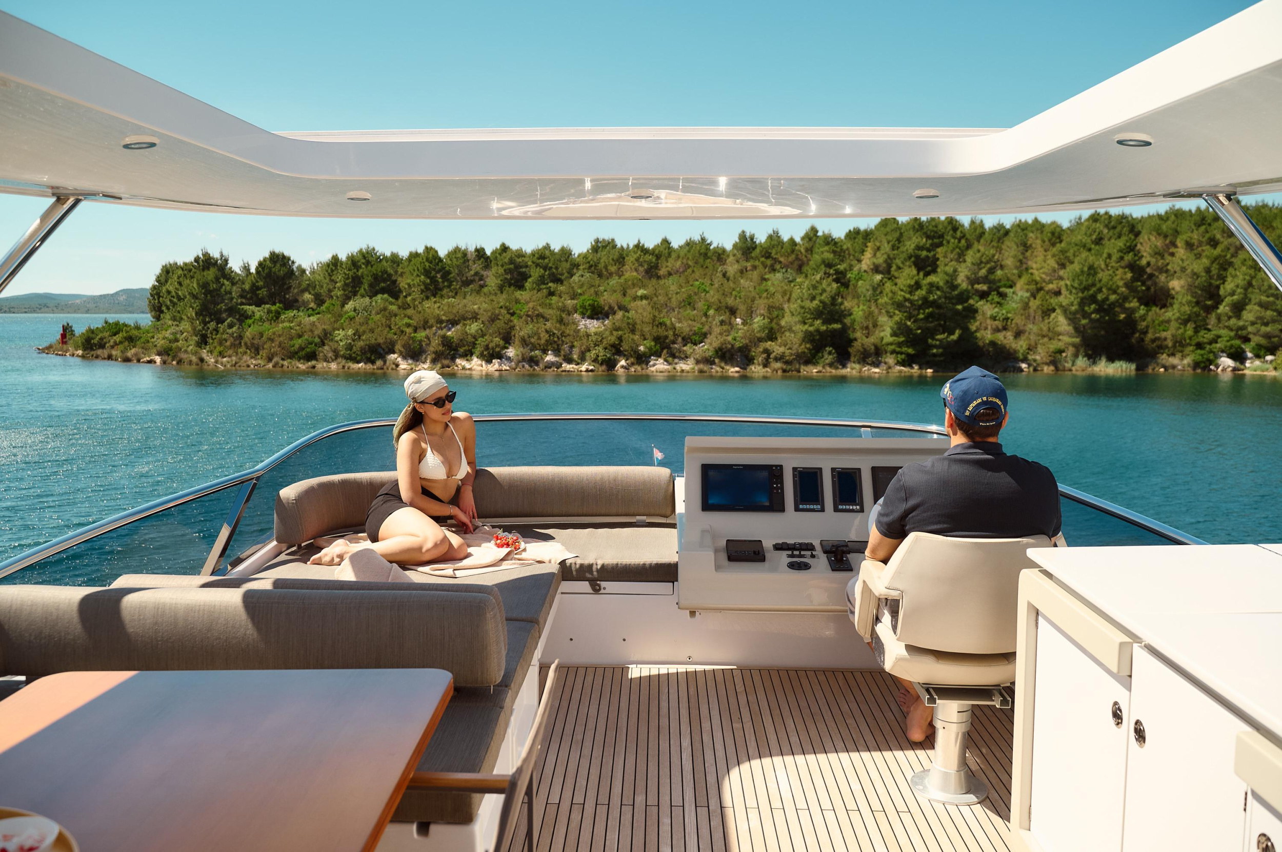 Azimut 72 — photo 32