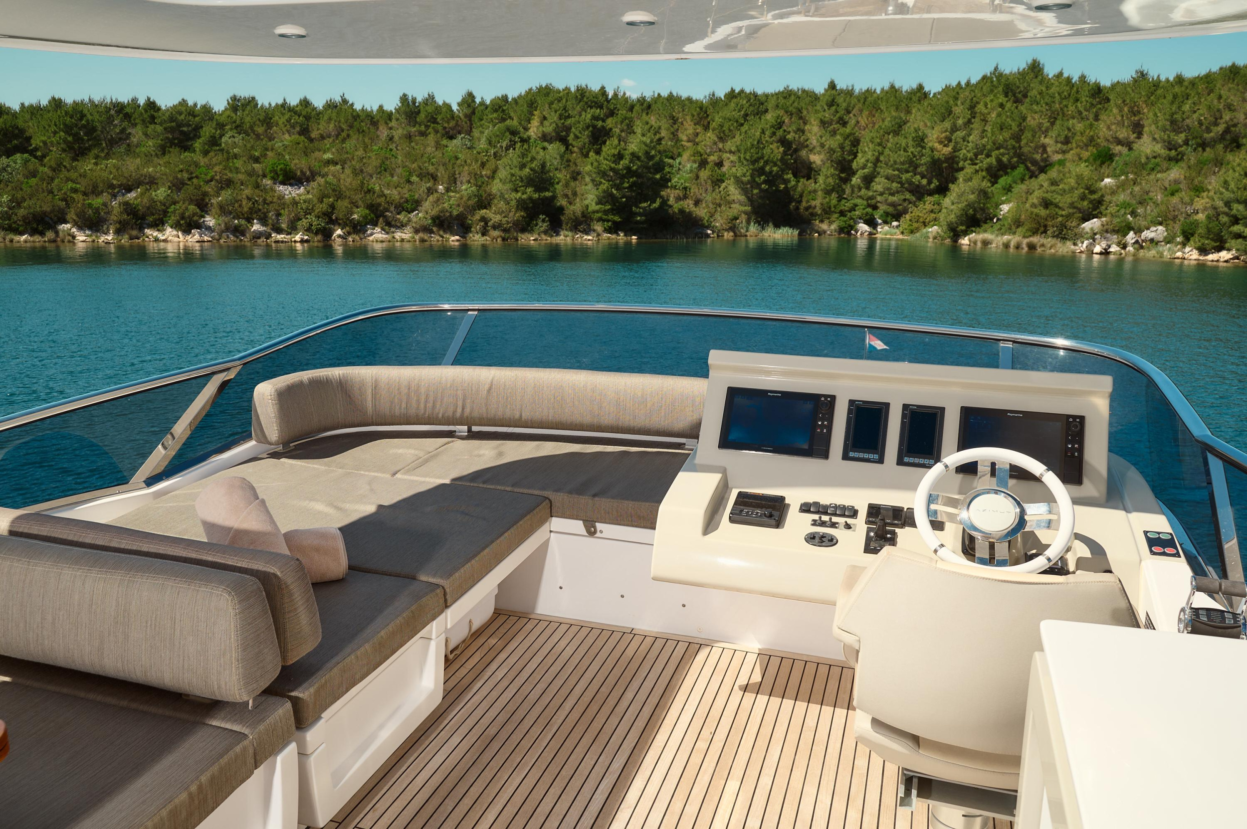Azimut 72 — photo 64