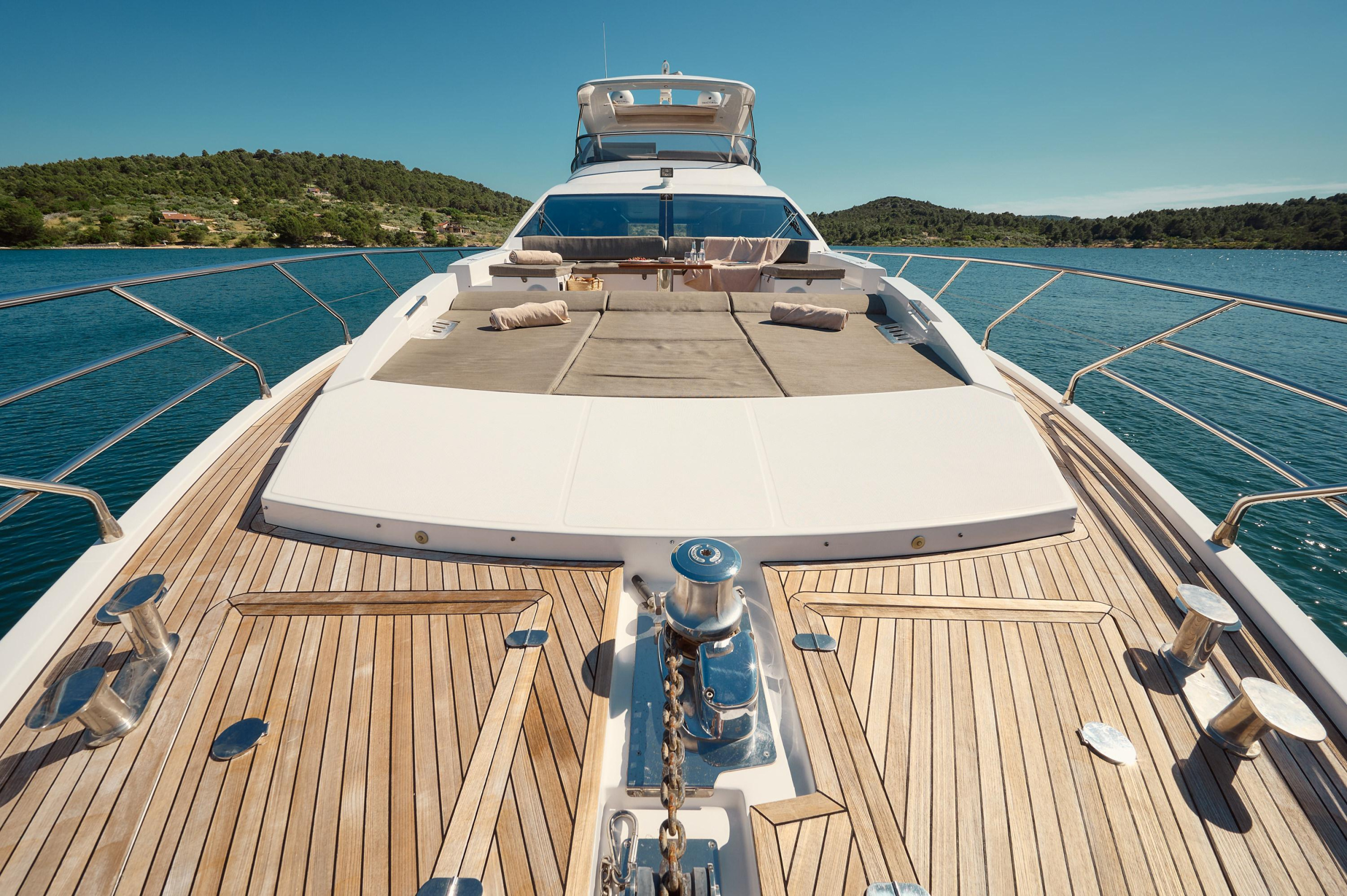 Azimut 72 — photo 149